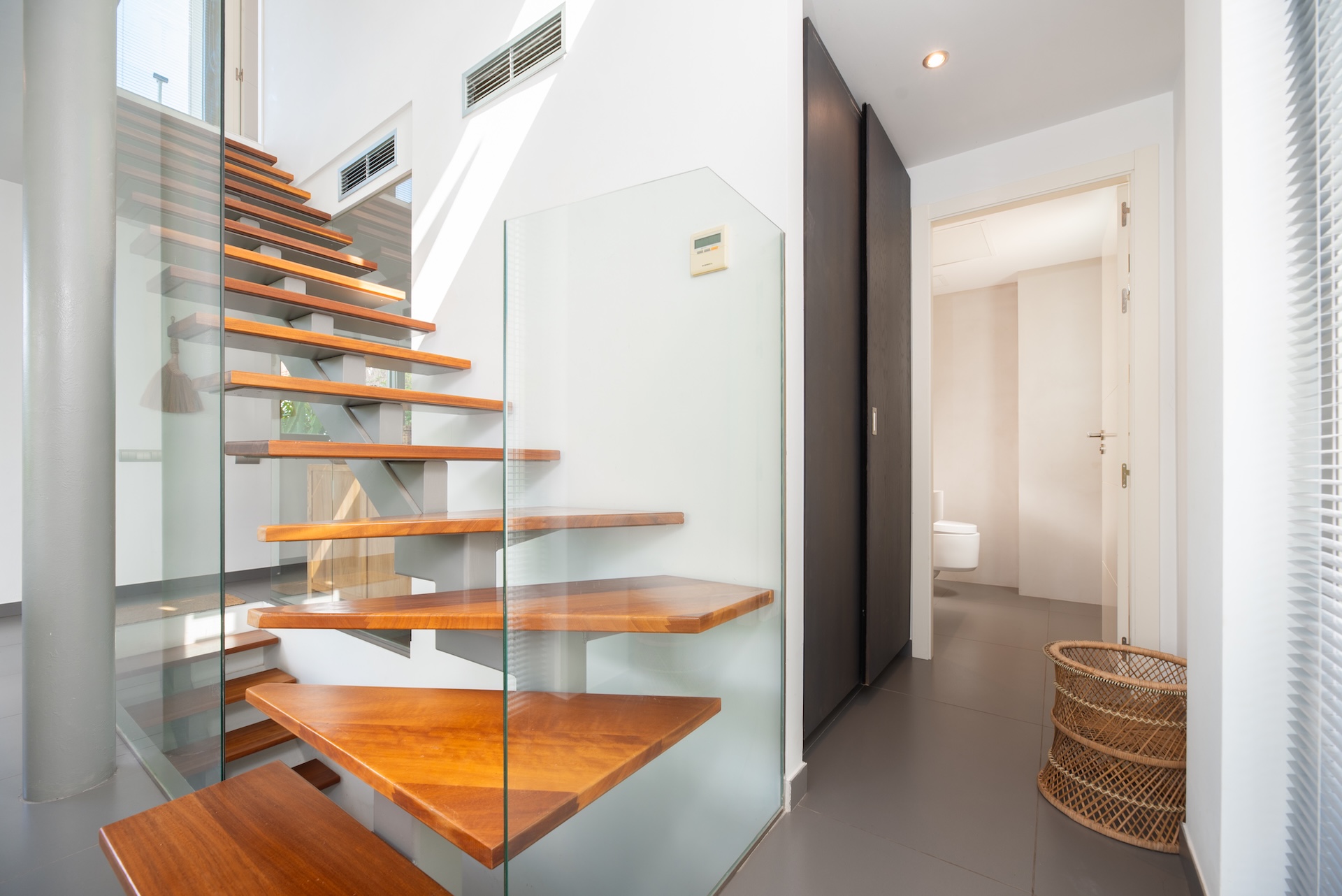 Resa Estates Ibiza Jesus townhouse 3 bedrooms te koop sale trap.jpg